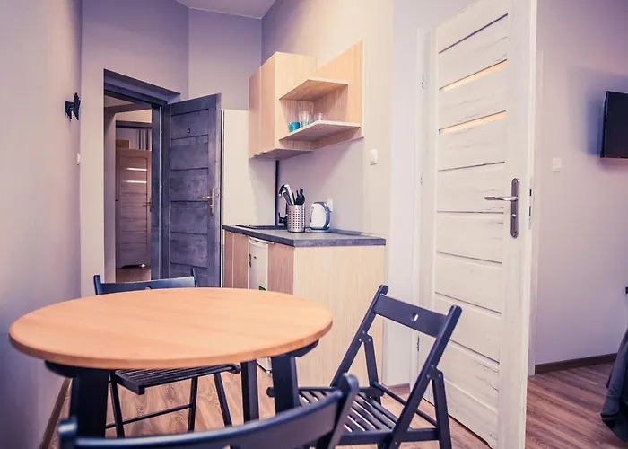 21 Basic Apartamento Estetino